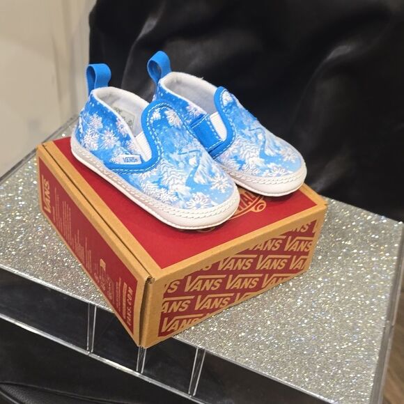 Vans Infant Slip-On V Crib Shoes- Winter Wonderland - Picture 6 of 8